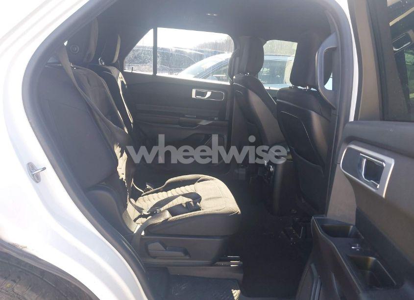 Photo 8 of 2020 Ford Explorer XLT (VIN 1FMSK7DH5LGA88238)