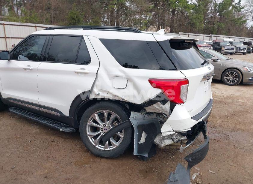 Photo 6 of 2020 Ford Explorer XLT (VIN 1FMSK7DH5LGB11209)