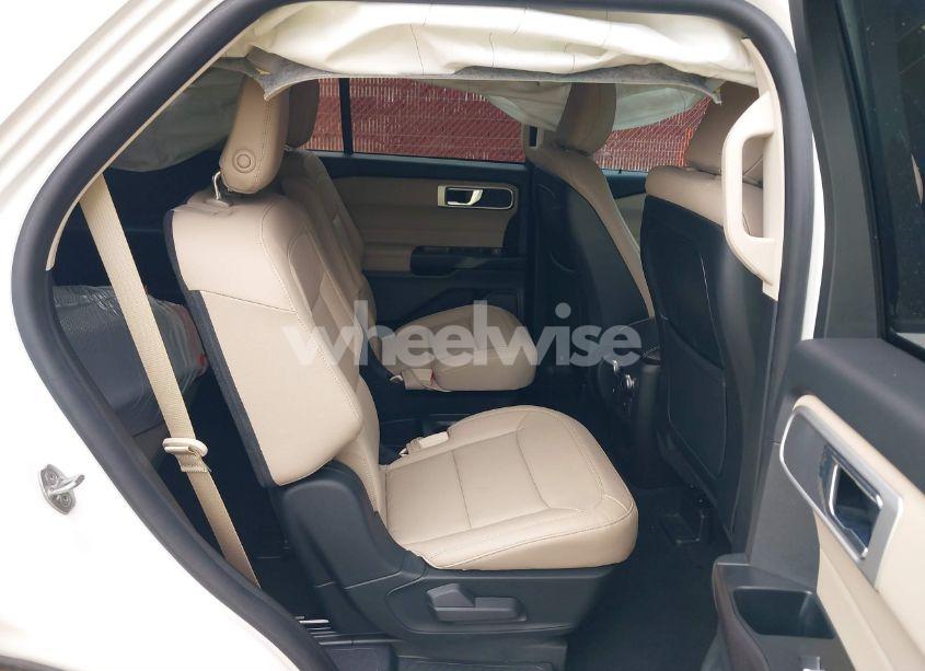 Photo 8 of 2020 Ford Explorer XLT (VIN 1FMSK7DH5LGB11209)