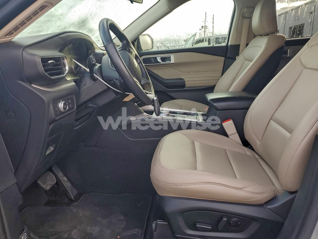 Photo 7 of 2020 FORD EXPLORER XLT (VIN 1FMSK7DH5LGB39219)