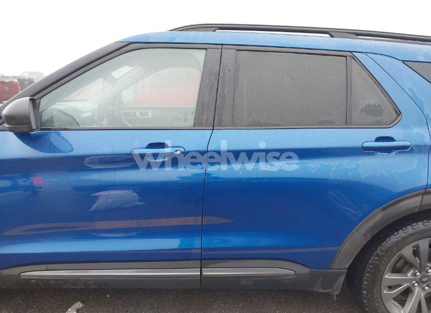 Photo 14 of 2021 Ford Explorer XLT (VIN 1FMSK7DH5MGA81663)