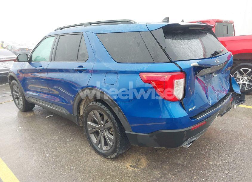 Photo 3 of 2021 Ford Explorer XLT (VIN 1FMSK7DH5MGA81663)