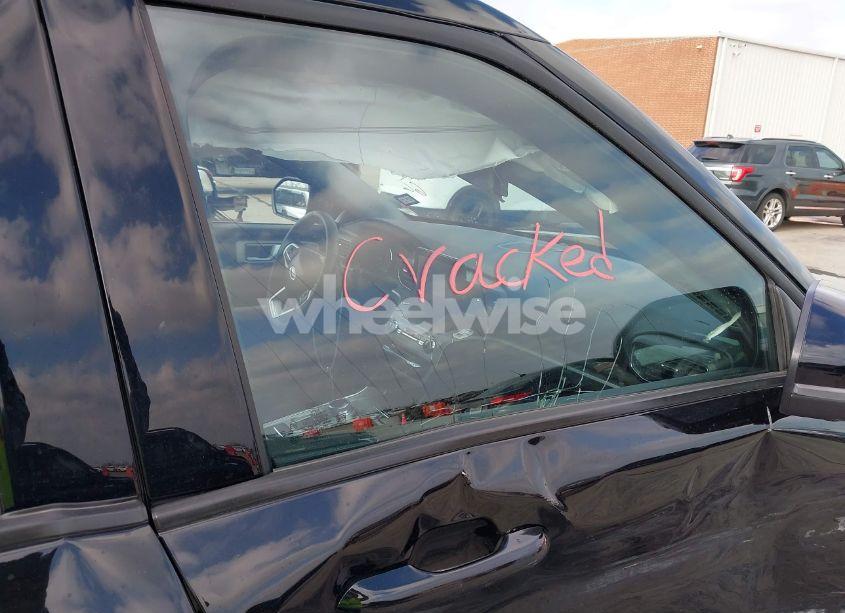 Photo 19 of 2022 Ford Explorer XLT (VIN 1FMSK7DH5NGC12544)