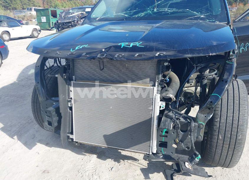 Photo 6 of 2023 Ford Explorer XLT (VIN 1FMSK7DH5PGA42852)