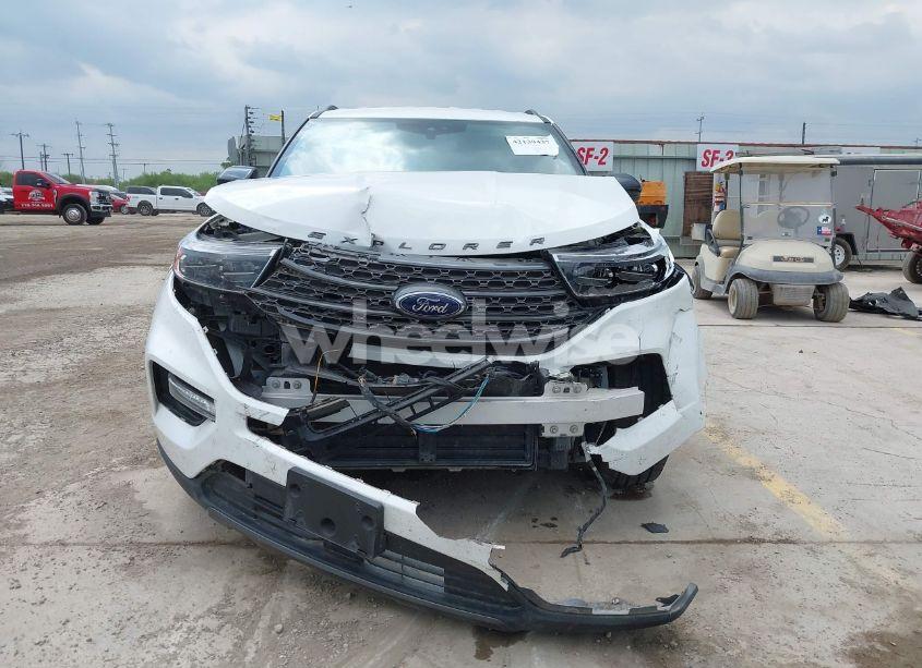 Photo 12 of 2023 Ford Explorer XLT (VIN 1FMSK7DH5PGA47310)