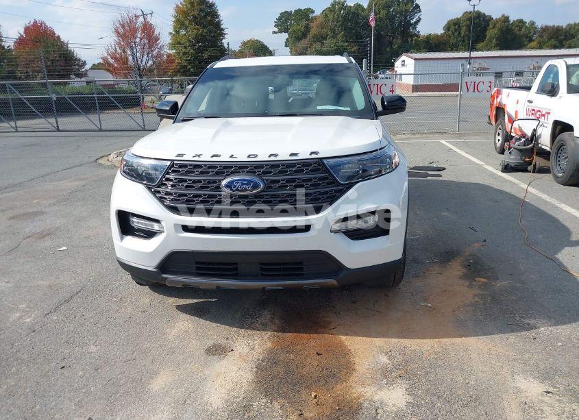 Photo 12 of 2023 Ford Explorer XLT (VIN 1FMSK7DH5PGA76970)