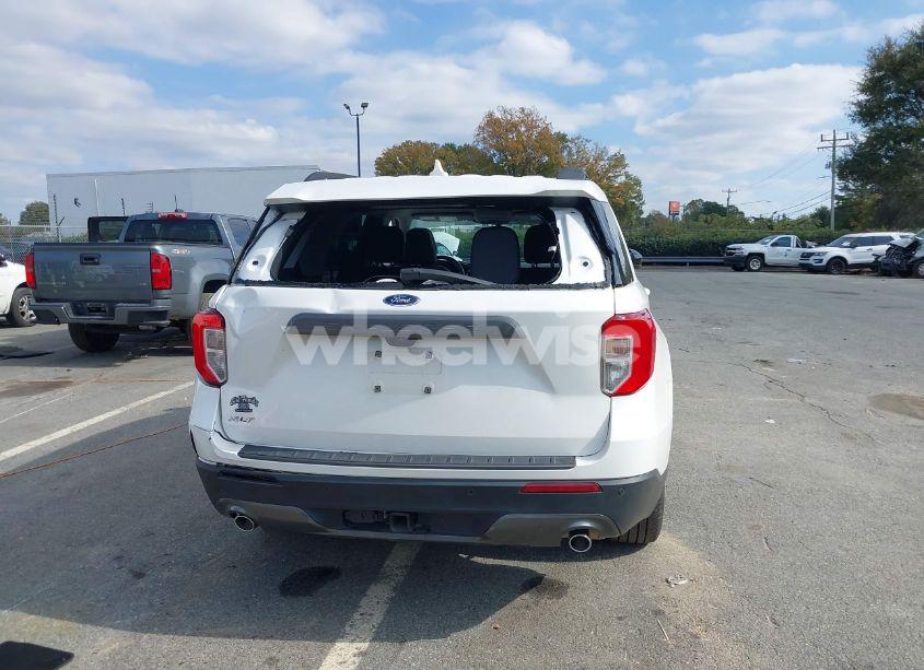 Photo 16 of 2023 Ford Explorer XLT (VIN 1FMSK7DH5PGA76970)