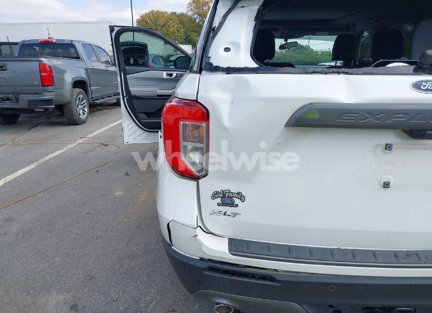Photo 6 of 2023 Ford Explorer XLT (VIN 1FMSK7DH5PGA76970)