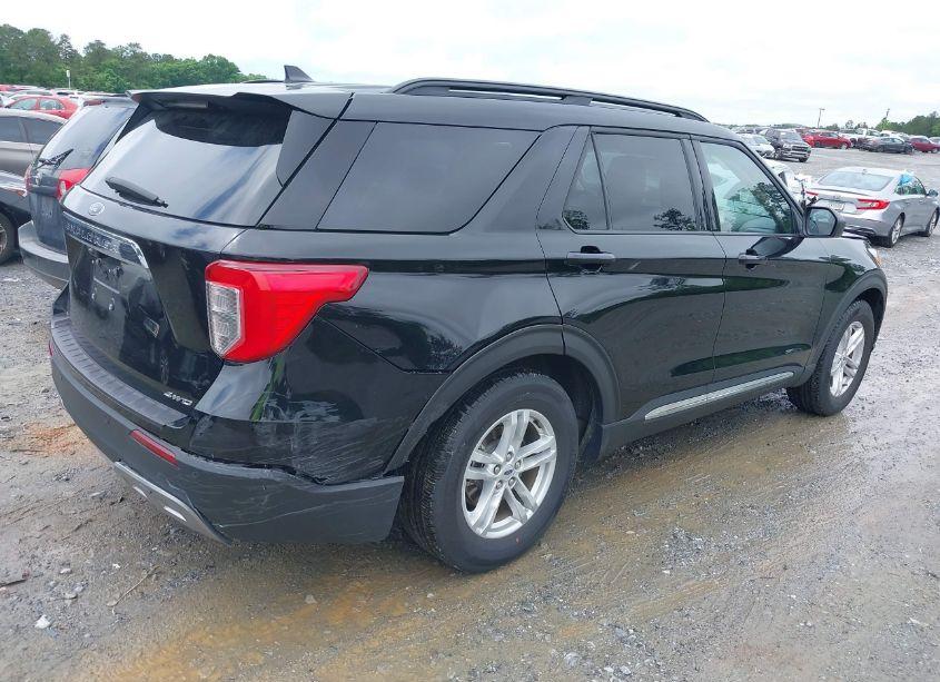Photo 4 of 2023 Ford Explorer XLT (VIN 1FMSK7DH5PGB18456)