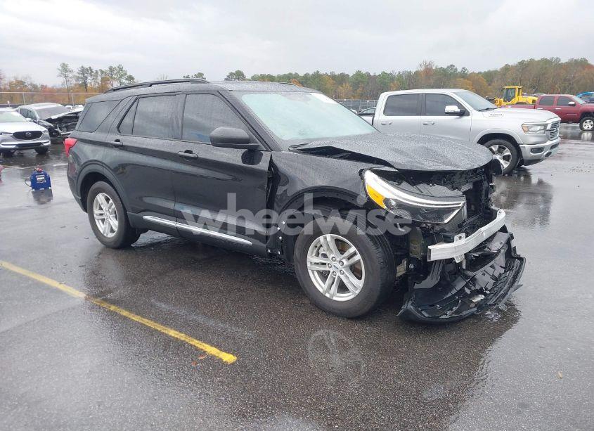 2023 Ford Explorer XLT (VIN 1FMSK7DH5PGB72548) main photo