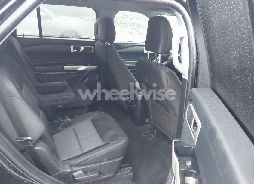 Photo 8 of 2023 Ford Explorer XLT (VIN 1FMSK7DH5PGB72548)