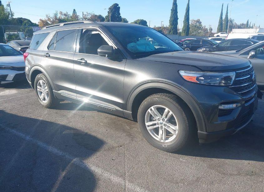 2020 Ford Explorer XLT (VIN 1FMSK7DH6LGC47753) main photo