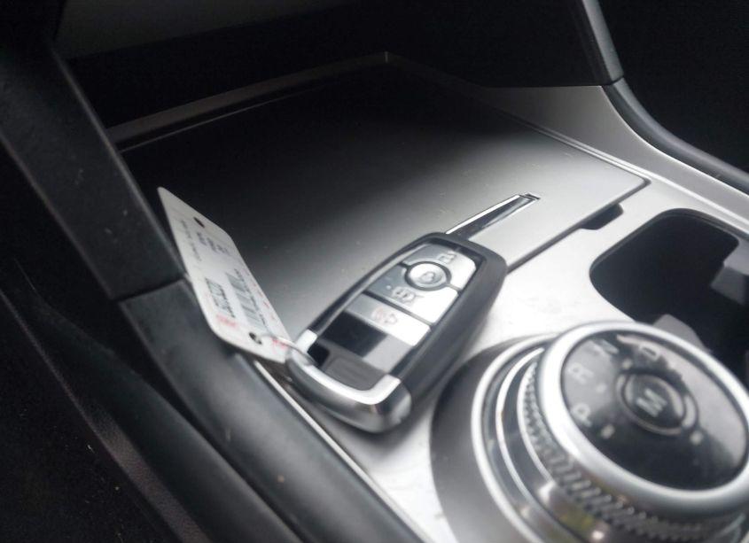 Photo 11 of 2020 Ford Explorer XLT (VIN 1FMSK7DH6LGD13220)