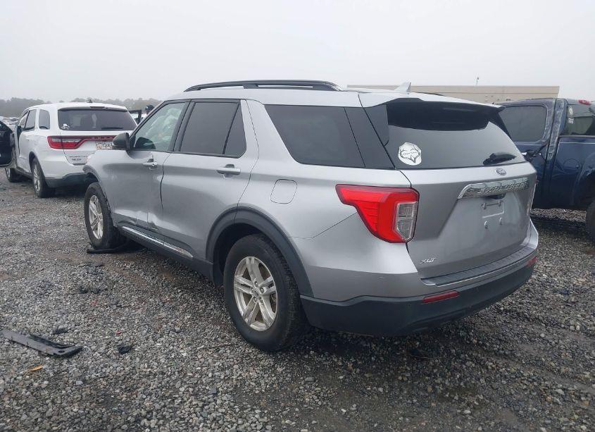 Photo 3 of 2020 Ford Explorer XLT (VIN 1FMSK7DH6LGD13220)
