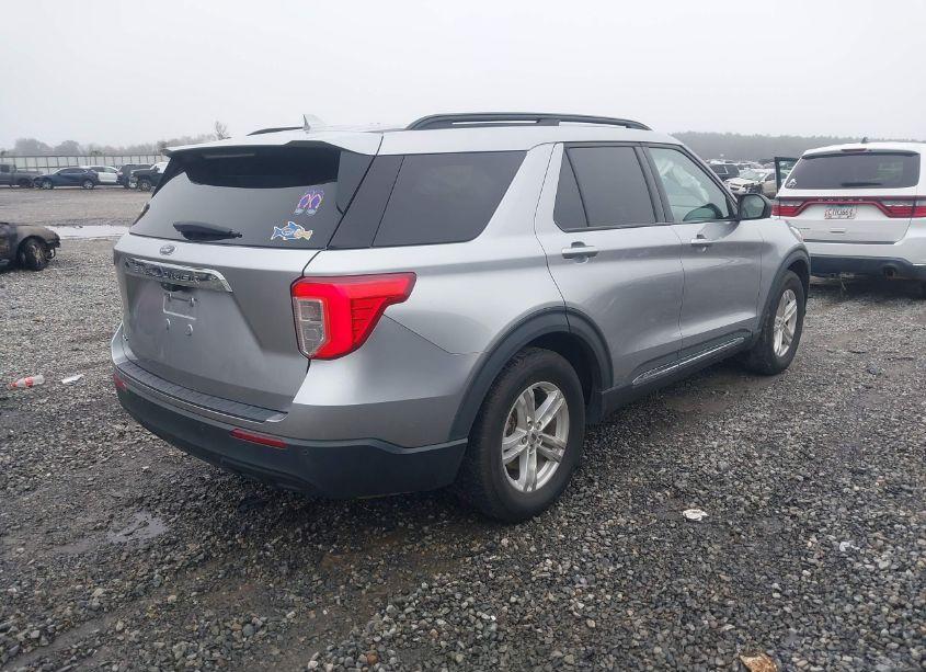 Photo 4 of 2020 Ford Explorer XLT (VIN 1FMSK7DH6LGD13220)