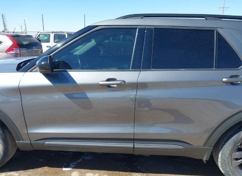 Photo 14 of 2022 Ford Explorer XLT (VIN 1FMSK7DH6NGA14474)