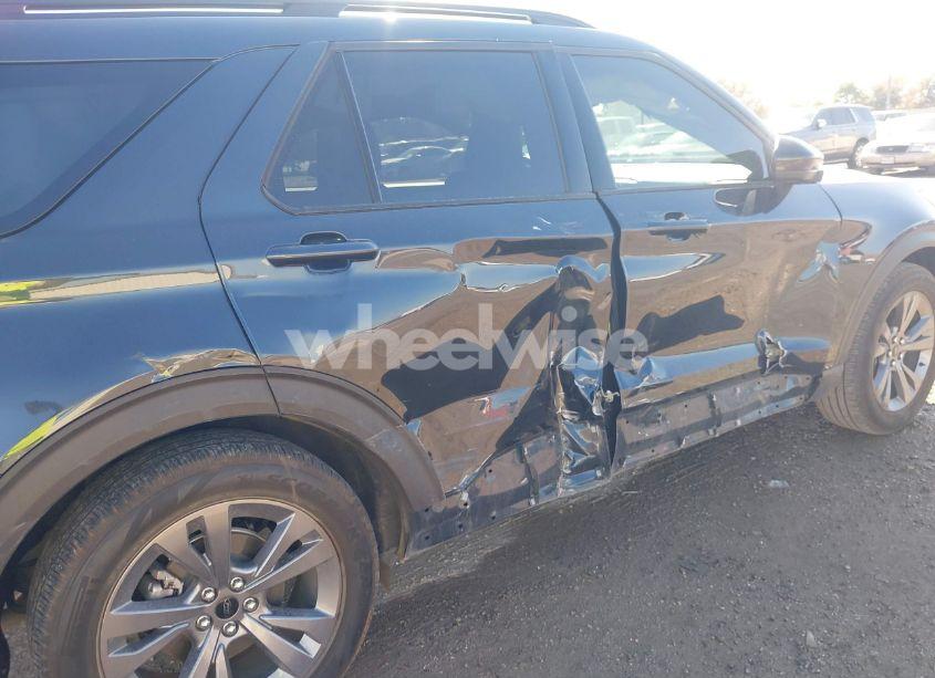 Photo 6 of 2022 Ford Explorer XLT (VIN 1FMSK7DH6NGB40205)