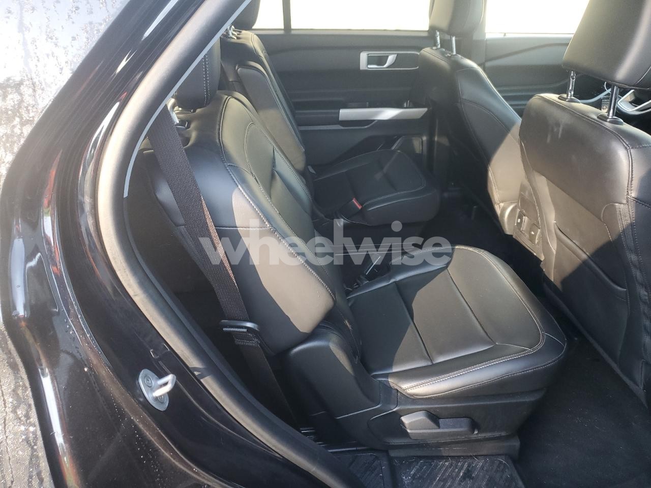 Photo 11 of 2022 FORD EXPLORER XLT (VIN 1FMSK7DH6NGB73172)