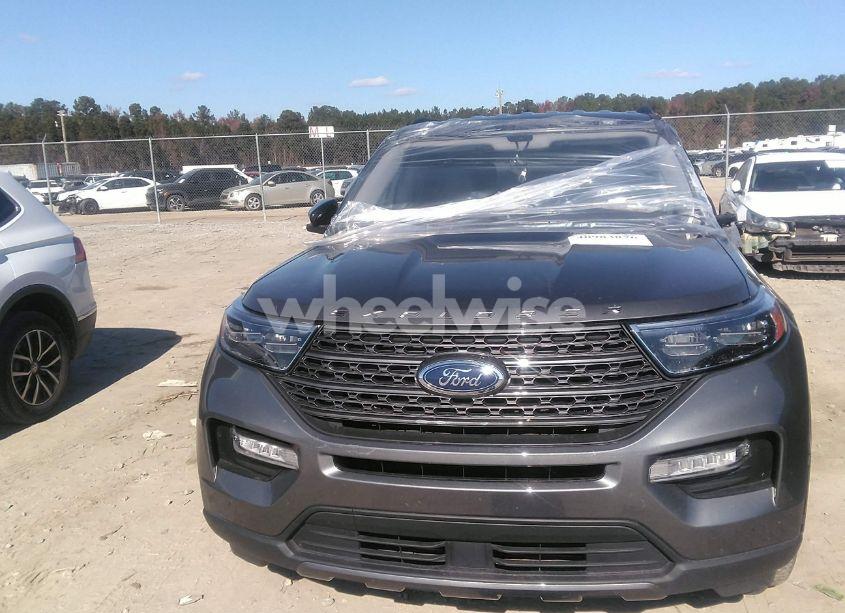 Photo 12 of 2023 Ford Explorer XLT (VIN 1FMSK7DH6PGA14834)