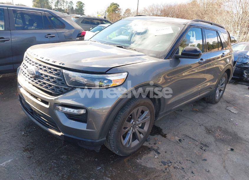 Photo 2 of 2023 Ford Explorer XLT (VIN 1FMSK7DH6PGA23159)
