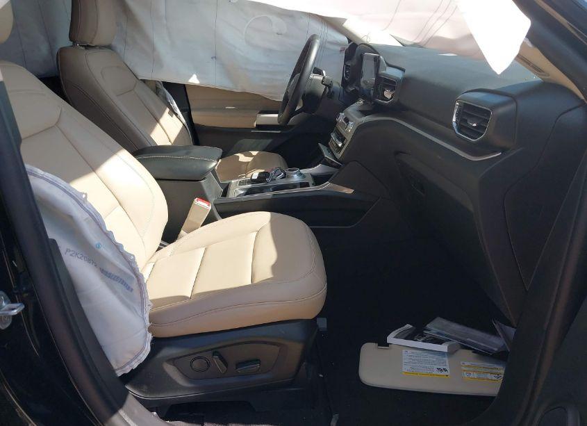 Photo 5 of 2023 Ford Explorer XLT (VIN 1FMSK7DH6PGB18207)