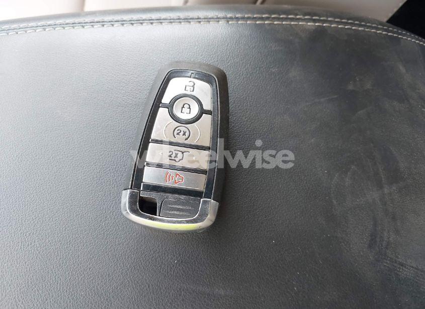 Photo 11 of 2023 Ford Explorer XLT (VIN 1FMSK7DH6PGB63891)