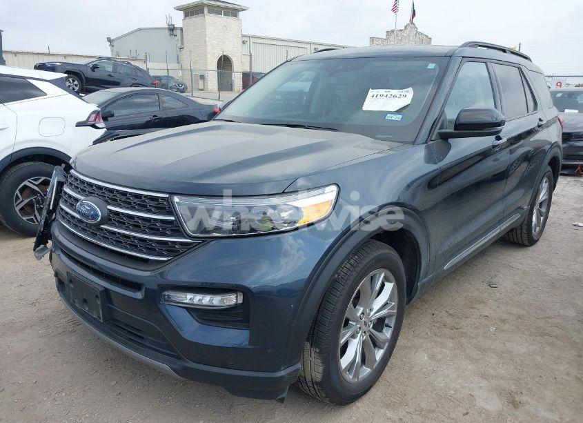 Photo 2 of 2023 Ford Explorer XLT (VIN 1FMSK7DH6PGB63891)