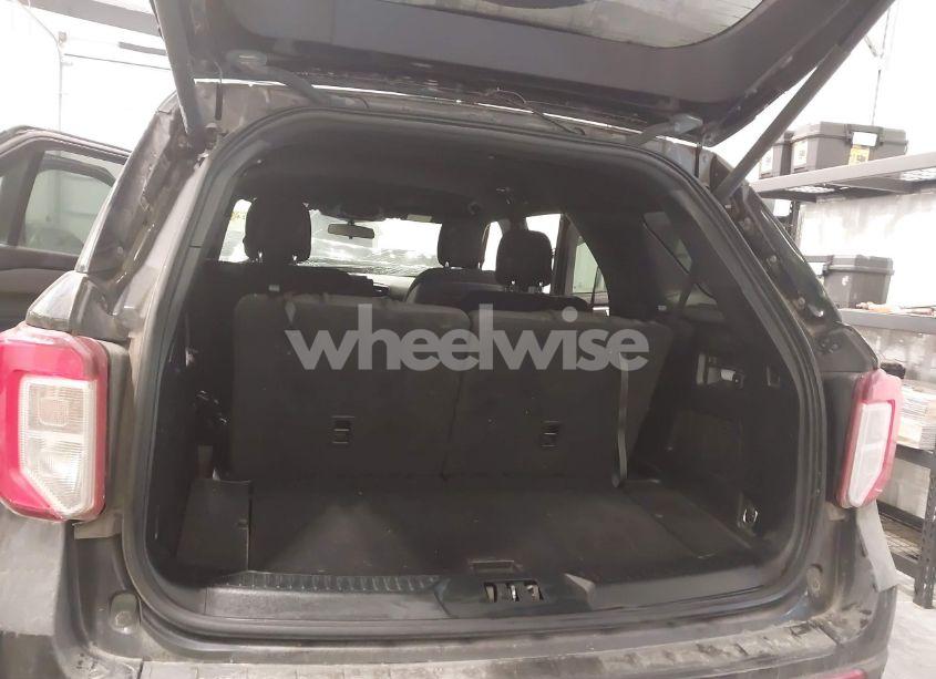 Photo 18 of 2020 Ford Explorer XLT (VIN 1FMSK7DH7LGA92002)