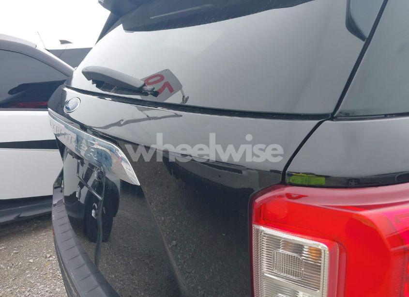 Photo 20 of 2020 Ford Explorer XLT (VIN 1FMSK7DH7LGA92002)