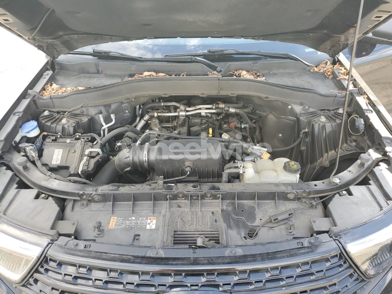 Photo 12 of 2021 FORD EXPLORER XLT (VIN 1FMSK7DH7MGB21130)