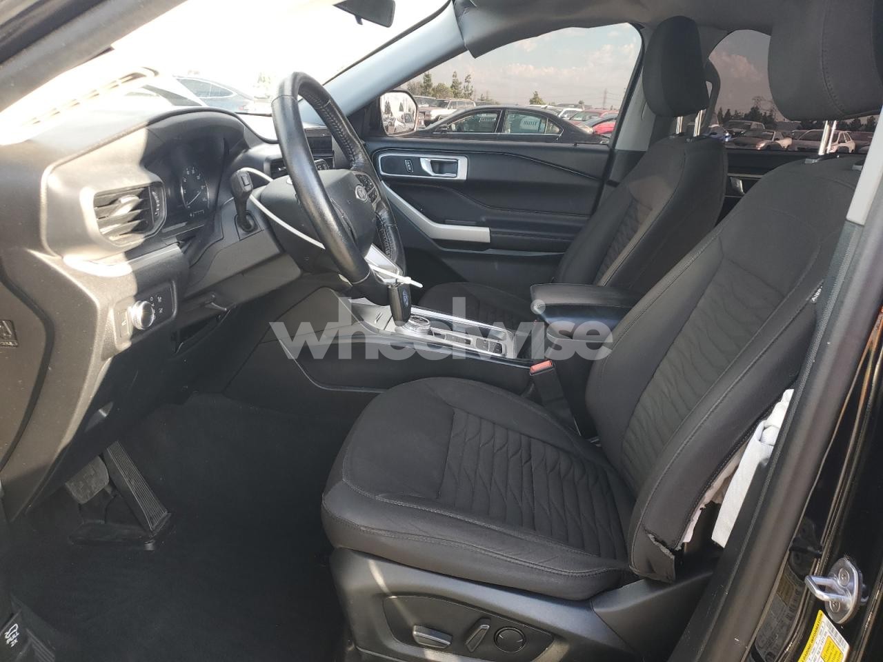Photo 7 of 2021 FORD EXPLORER XLT (VIN 1FMSK7DH7MGB21130)