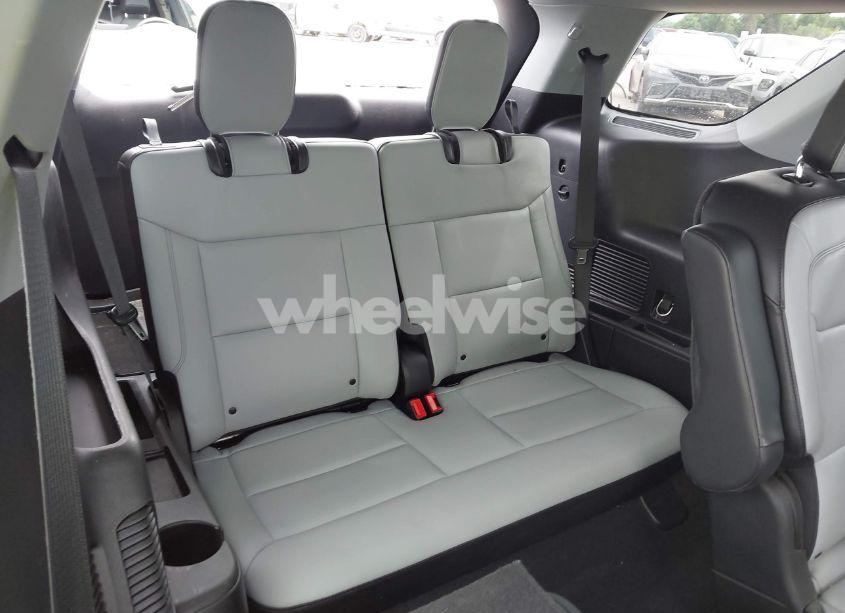 Photo 17 of 2021 Ford Explorer XLT (VIN 1FMSK7DH7MGB79108)