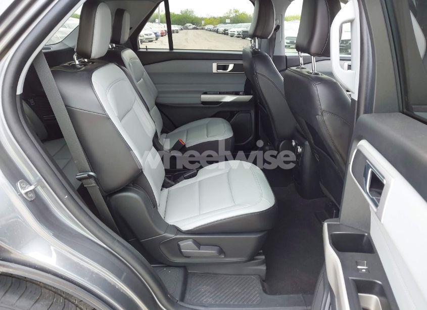 Photo 8 of 2021 Ford Explorer XLT (VIN 1FMSK7DH7MGB79108)