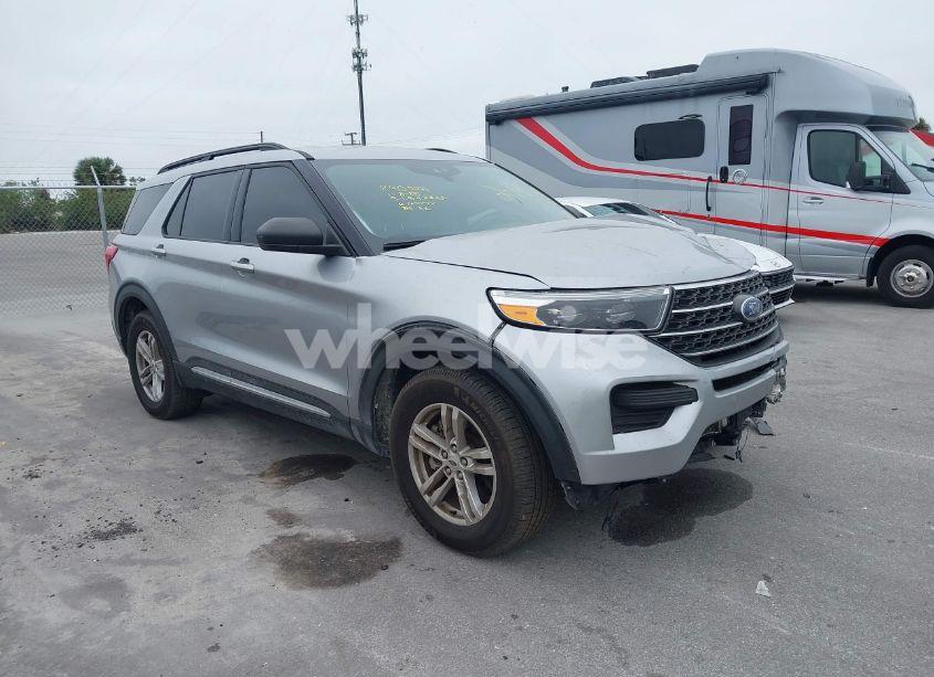 2022 Ford Explorer XLT (VIN 1FMSK7DH7NGA16072) main photo