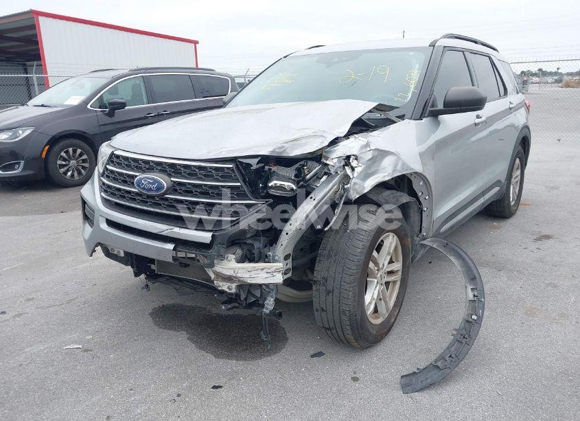 Photo 6 of 2022 Ford Explorer XLT (VIN 1FMSK7DH7NGA16072)