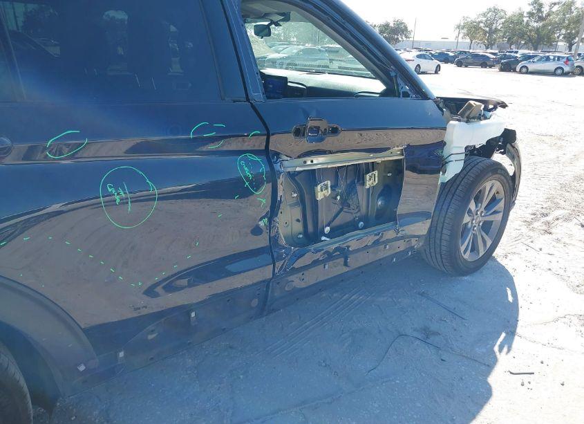 Photo 19 of 2022 Ford Explorer XLT (VIN 1FMSK7DH7NGB25910)