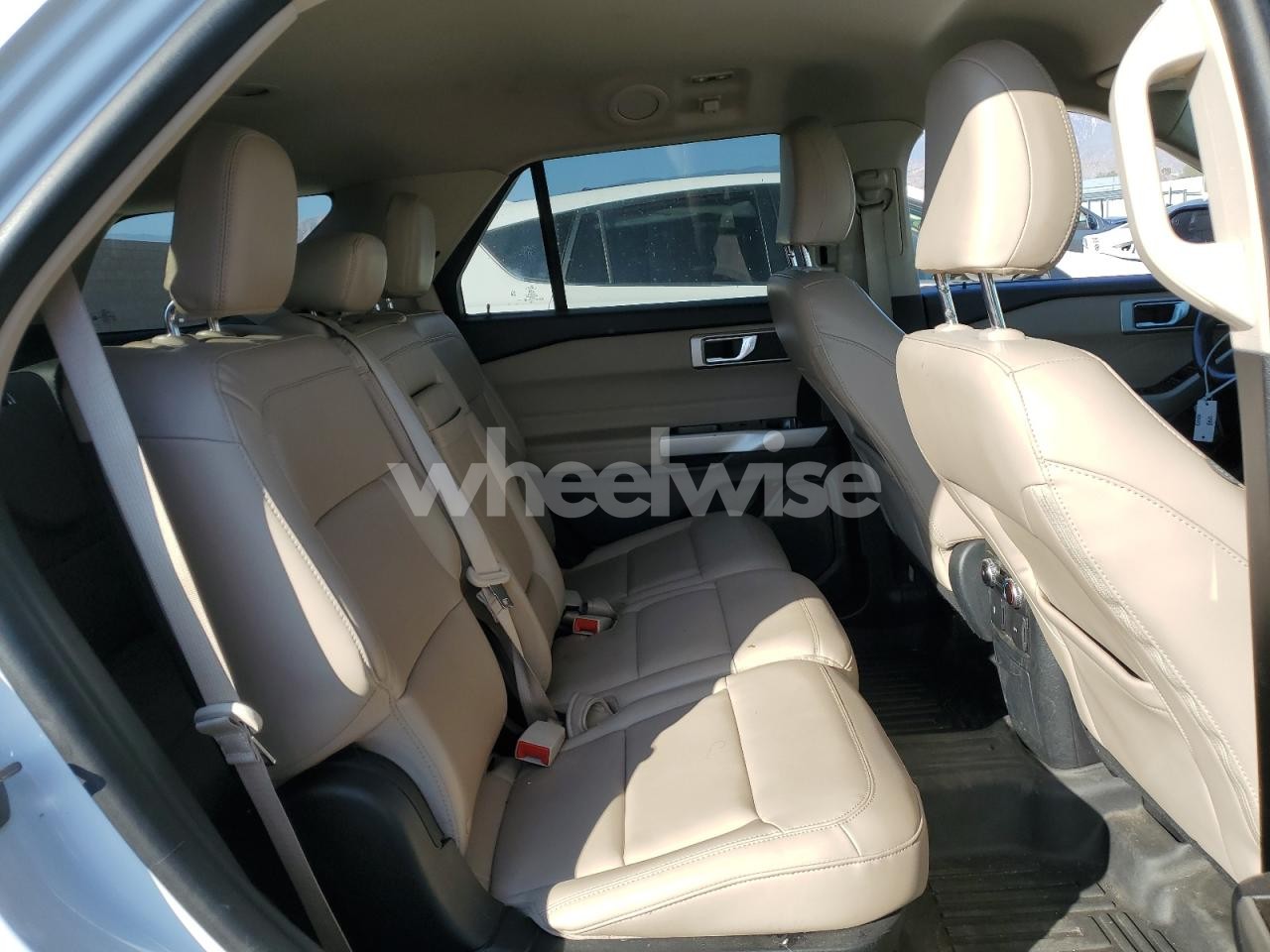 Photo 11 of 2023 FORD EXPLORER XLT (VIN 1FMSK7DH7PGA23526)