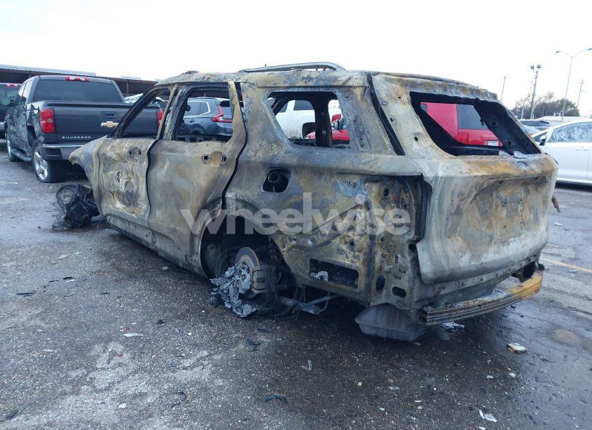 Photo 3 of 2020 Ford Explorer XLT (VIN 1FMSK7DH8LGB05002)