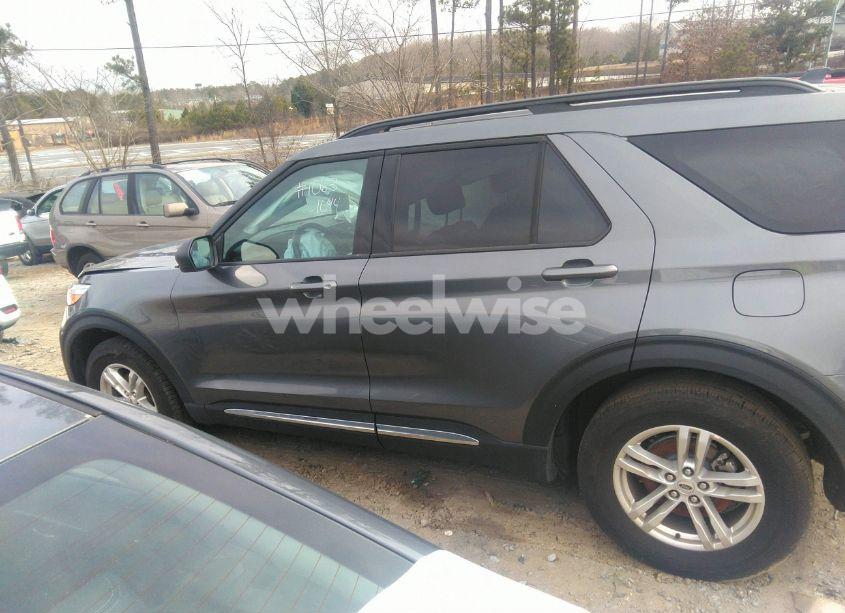 Photo 14 of 2022 Ford Explorer XLT (VIN 1FMSK7DH8NGB51044)