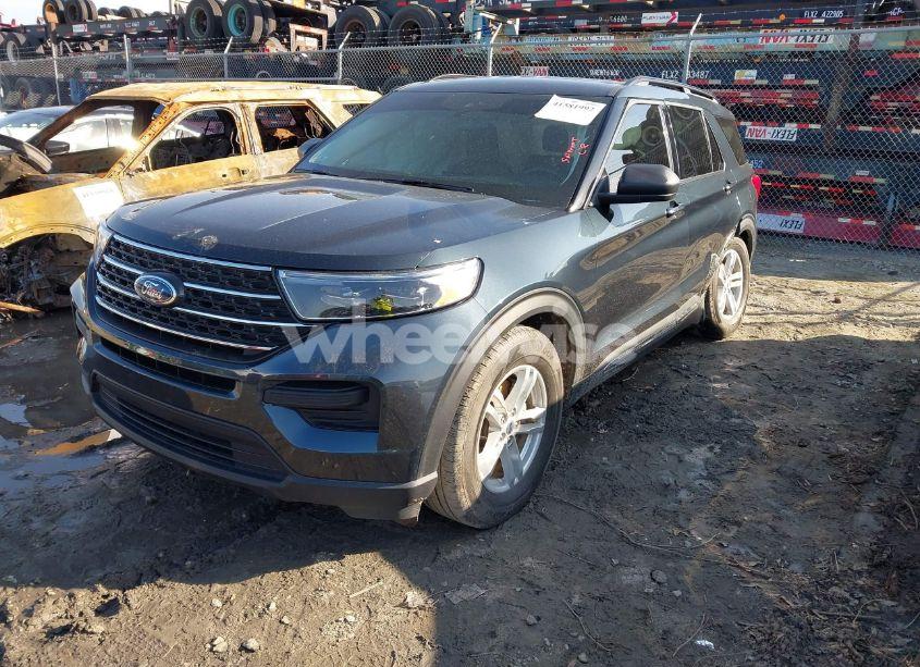 Photo 2 of 2022 Ford Explorer XLT (VIN 1FMSK7DH8NGB75800)