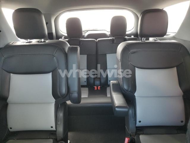 Photo 10 of 2023 FORD EXPLORER XLT (VIN 1FMSK7DH8PGA16083)