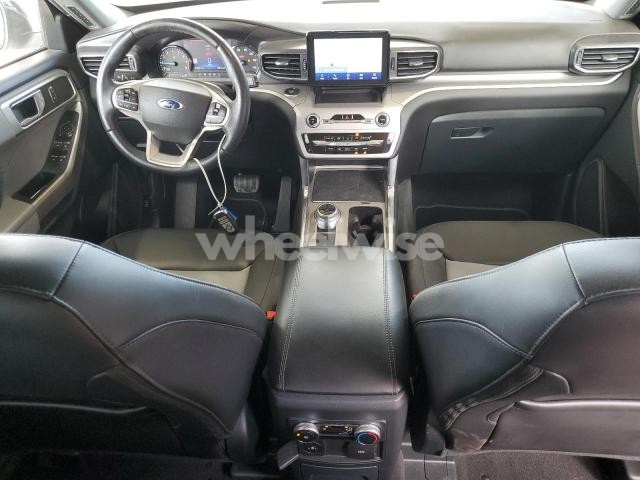 Photo 8 of 2023 FORD EXPLORER XLT (VIN 1FMSK7DH8PGA16083)