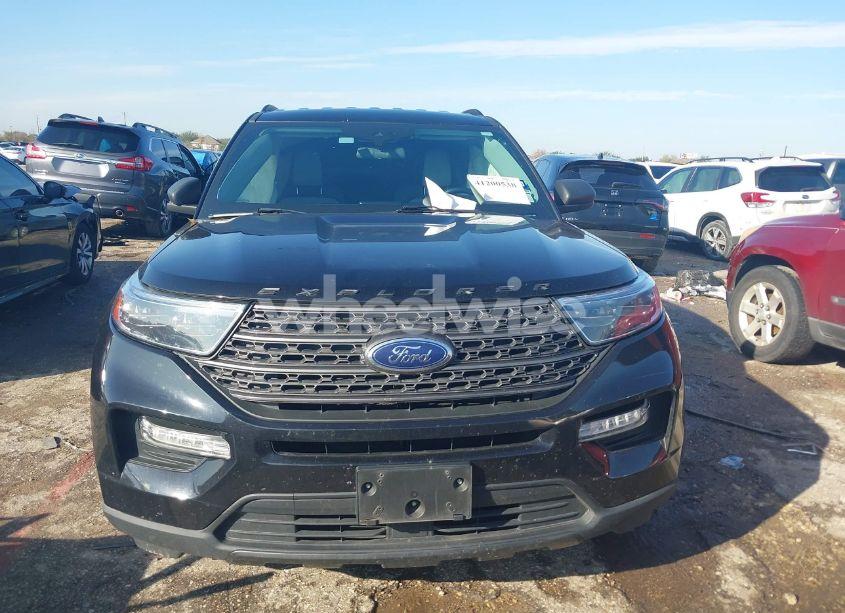 Photo 11 of 2021 Ford Explorer XLT (VIN 1FMSK7DH9MGA04956)