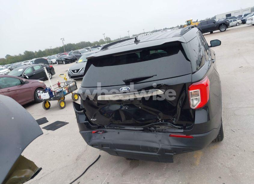 Photo 16 of 2021 Ford Explorer XLT (VIN 1FMSK7DH9MGB40648)