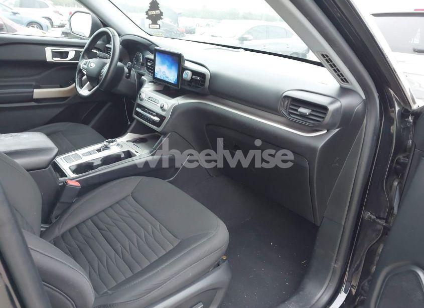 Photo 5 of 2021 Ford Explorer XLT (VIN 1FMSK7DH9MGB40648)