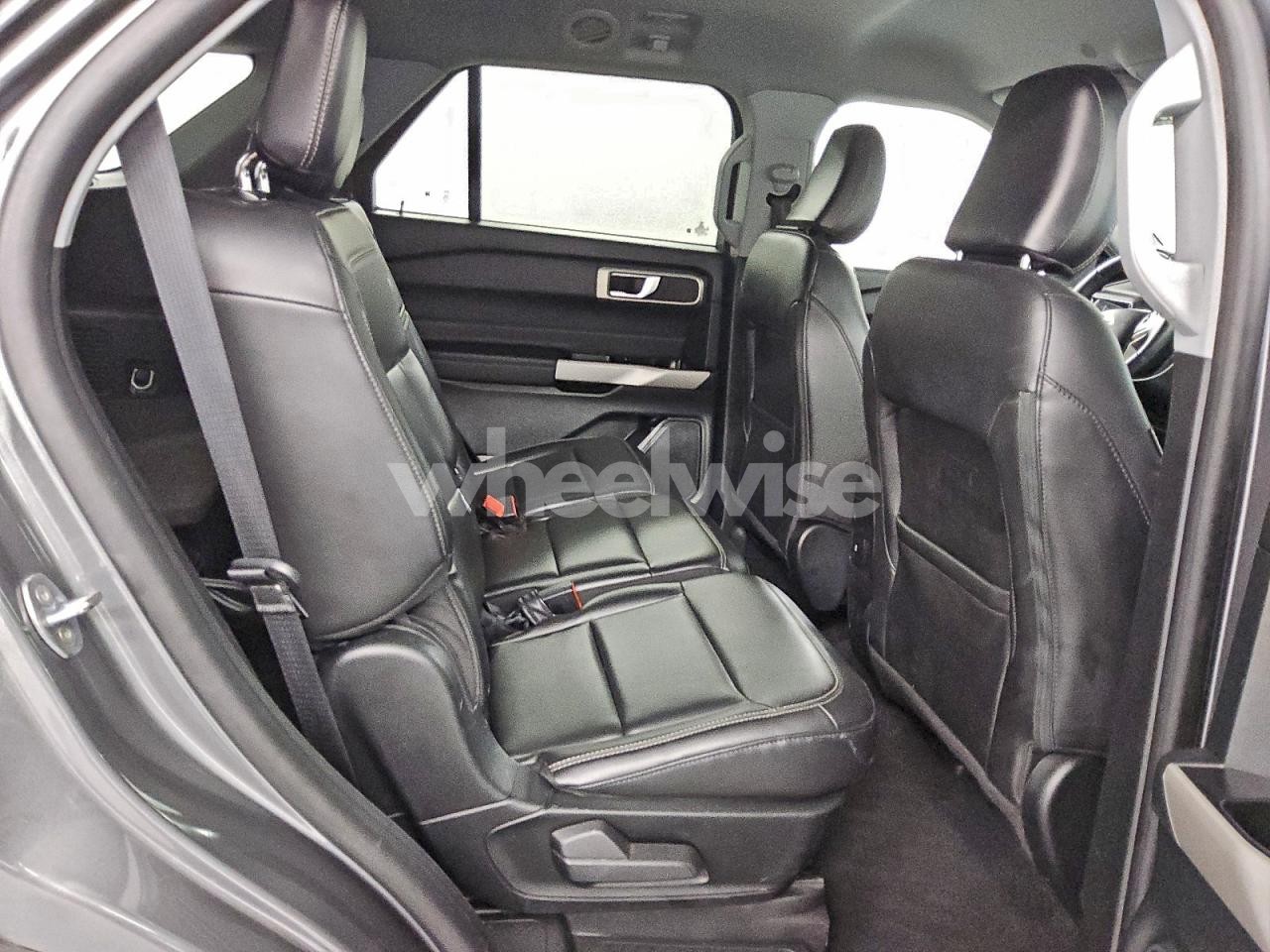 Photo 11 of 2024 FORD EXPLORER XLT (VIN 1FMSK7DH9RGA04771)