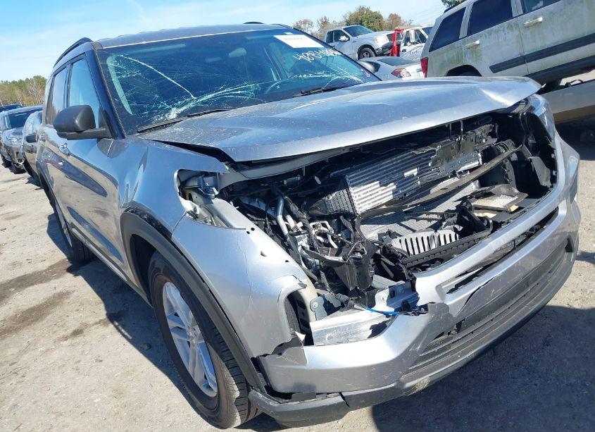 Photo 6 of 2024 Ford Explorer XLT (VIN 1FMSK7DH9RGA35910)