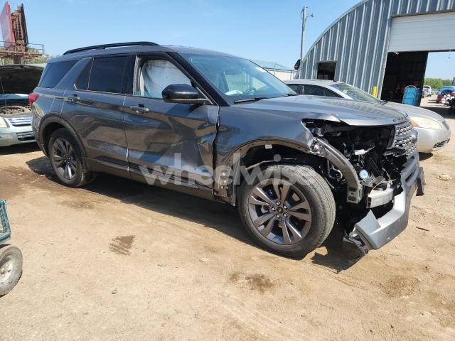 Photo 3 of 2024 FORD EXPLORER XLT (VIN 1FMSK7DH9RGA66882)