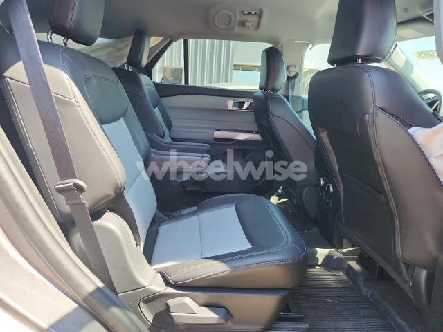 Photo 7 of 2024 FORD EXPLORER XLT (VIN 1FMSK7DH9RGA66882)