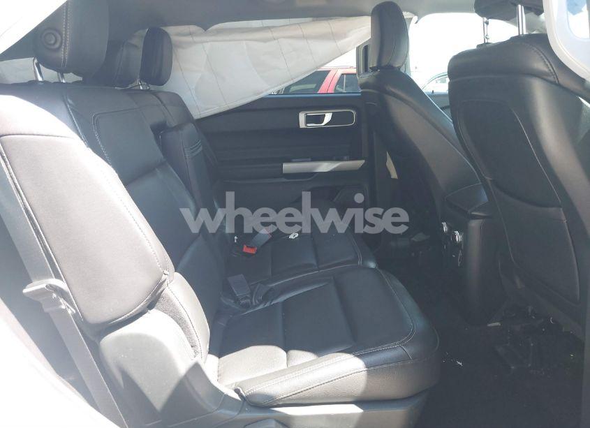 Photo 8 of 2020 Ford Explorer XLT (VIN 1FMSK7DHXLGC75846)